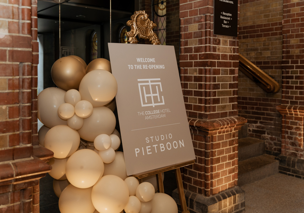 Grand opening van het vernieuwde The College Hotel - Corendon Hotels ...